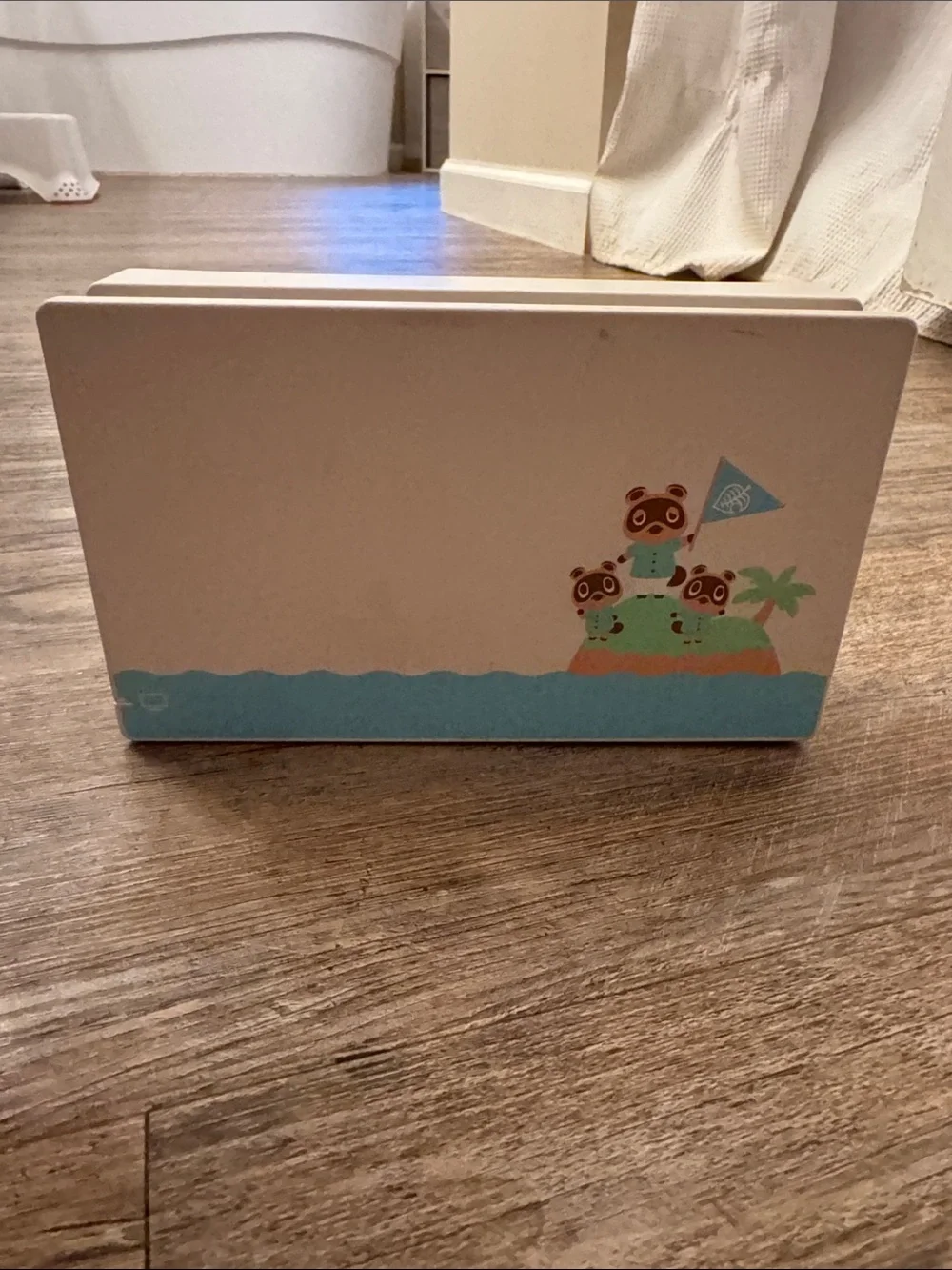 Nintendo White Dock with Light Blue Island Graphic Animal Crossing - Picture 1 of 5